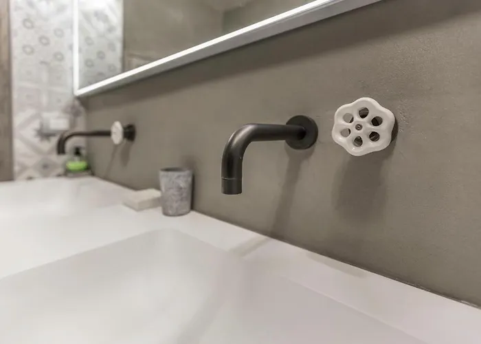 Futura, By Short Holidays * 볼로냐