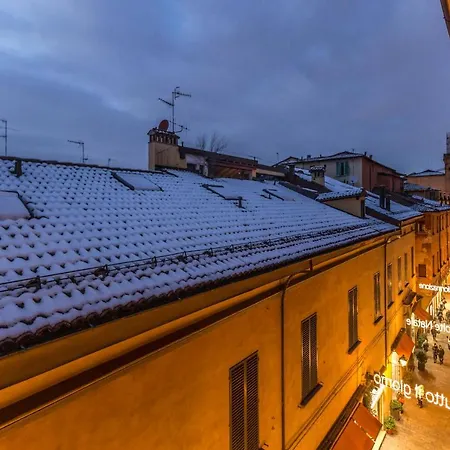 Futura, By Short Holidays Apartman